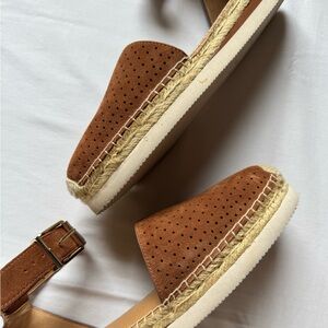 Gianni Bini Brown Espadrille Sandals